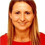 Soy Graduada en Educación Primaria y he trabajado durante 14 años como educadora en Aldeas Infantiles